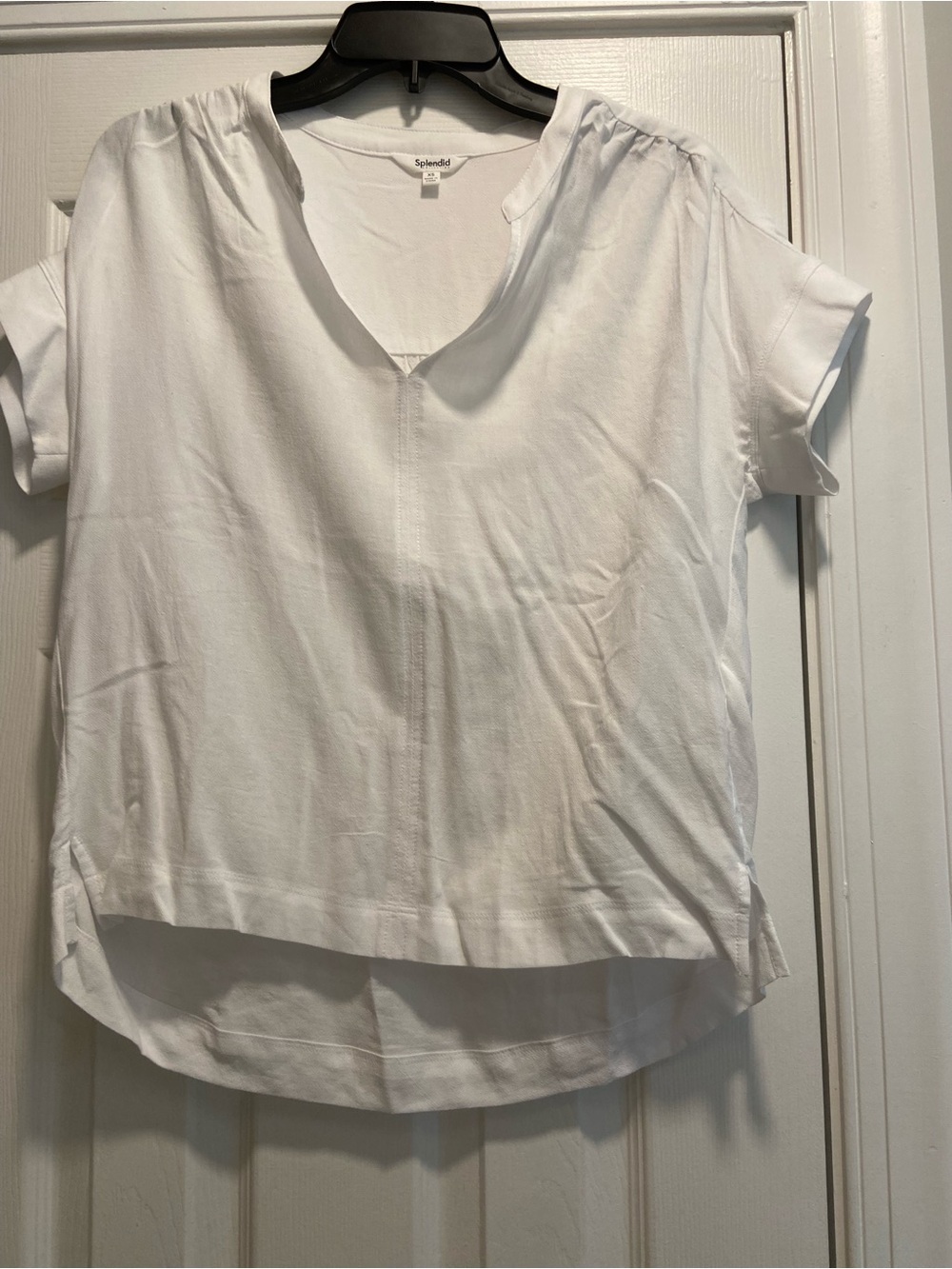 Splendid White Relaxed V-Neck Short Sleeve Top